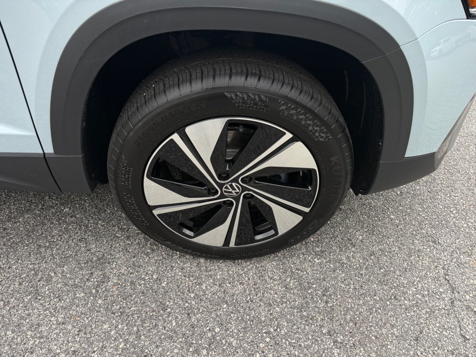 2027 Volkswagen Taos SE