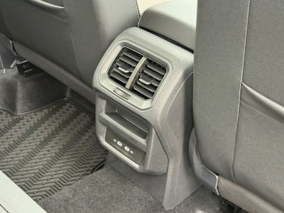 2027 Volkswagen Taos SE
