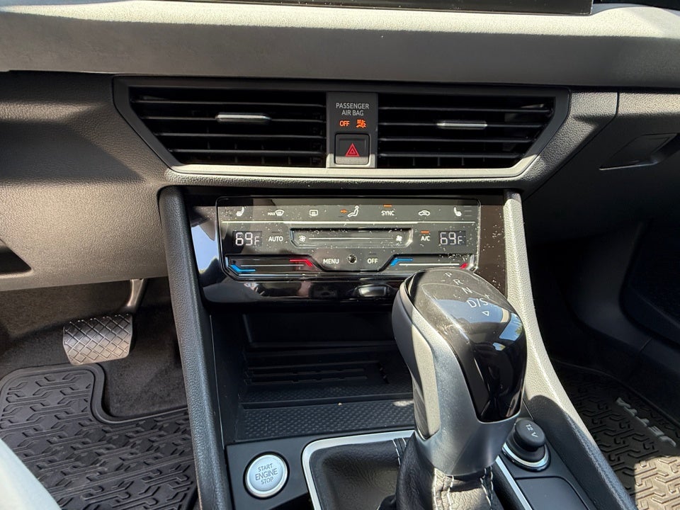 2027 Volkswagen Jetta SE