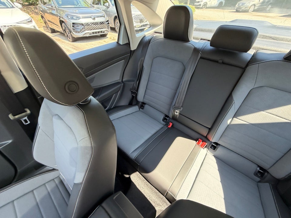 2027 Volkswagen Jetta SE