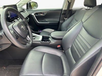 2023 Toyota RAV4 Hybrid XLE Premium