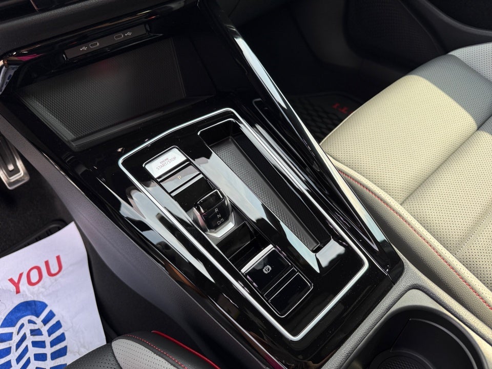 2025 Volkswagen Golf GTI 2.0T SE