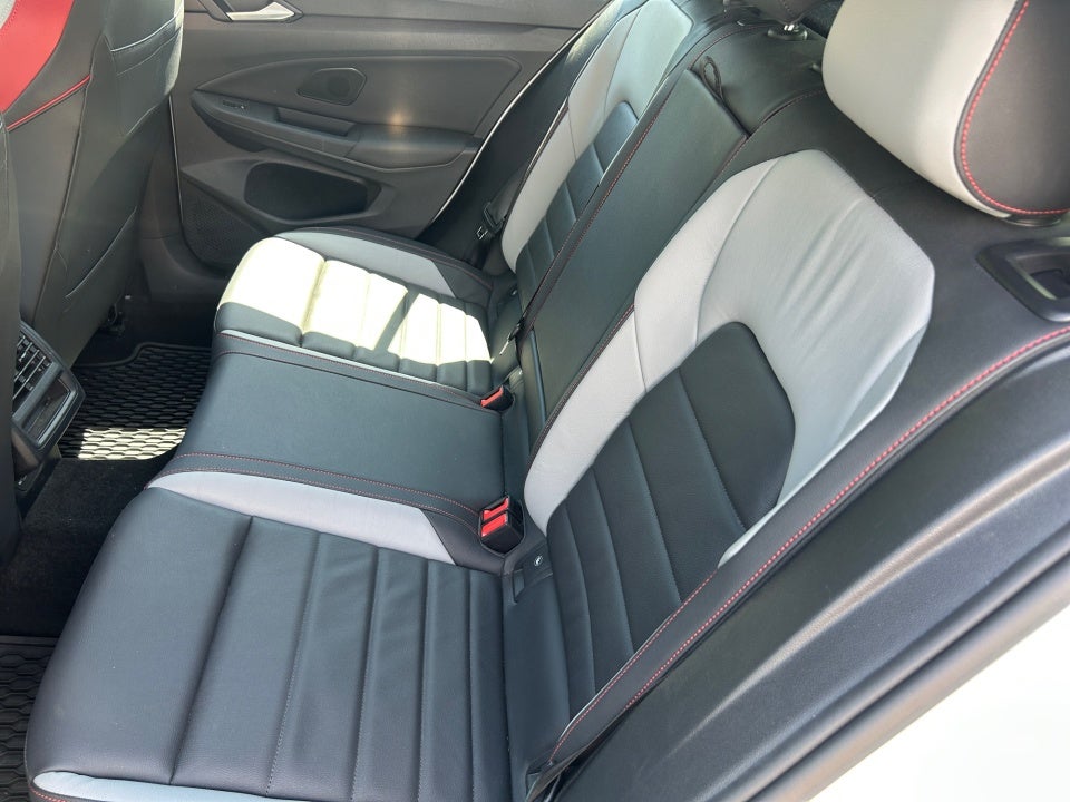 2024 Volkswagen Golf GTI 2.0T SE