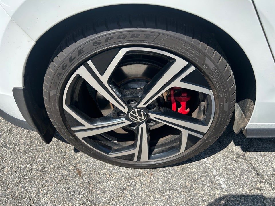 2024 Volkswagen Golf GTI 2.0T SE