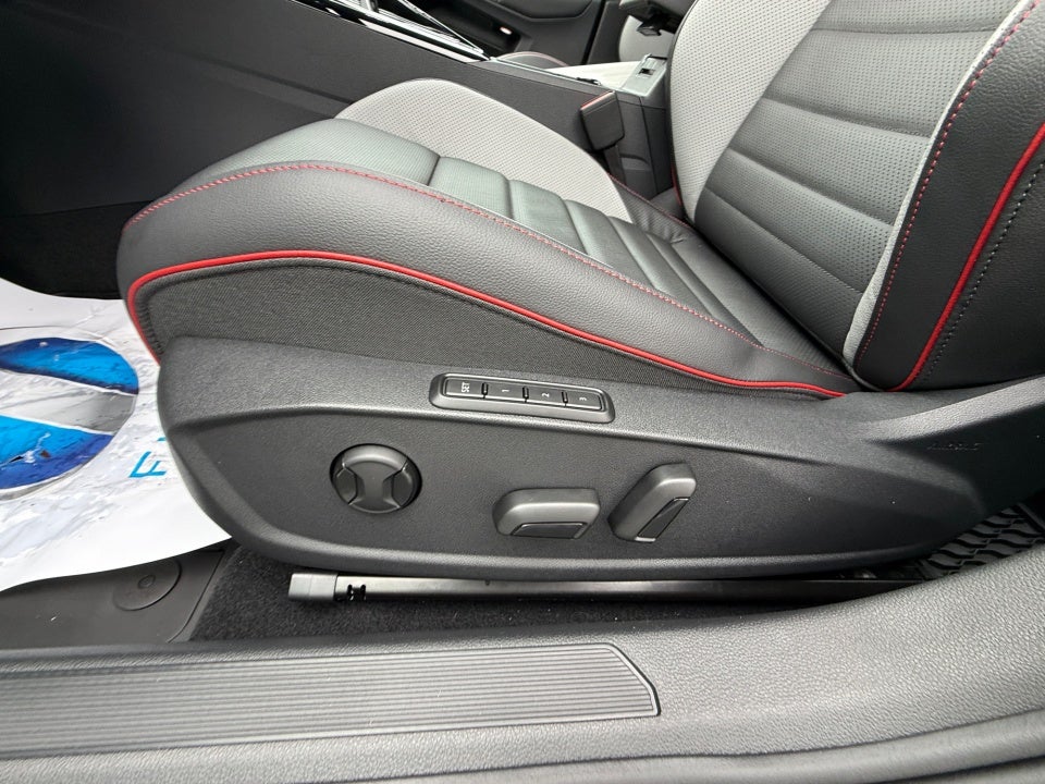 2026 Volkswagen Golf GTI SE