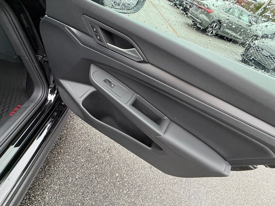 2026 Volkswagen Golf GTI SE