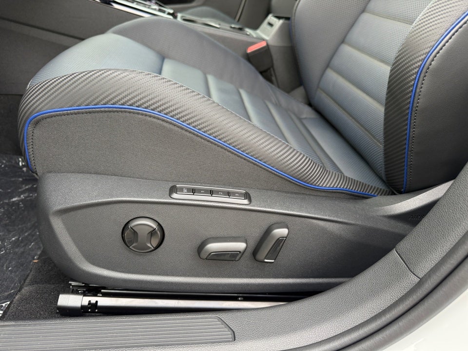 2026 Volkswagen Golf R 2.0T DSG