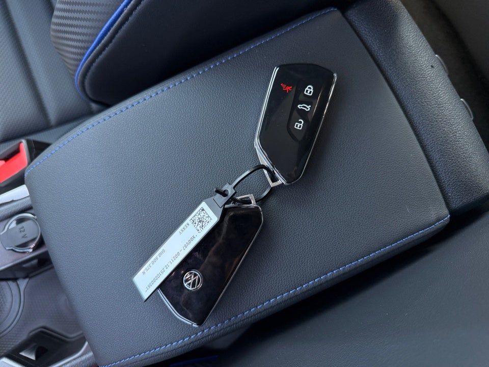 2026 Volkswagen Golf R 2.0T DSG