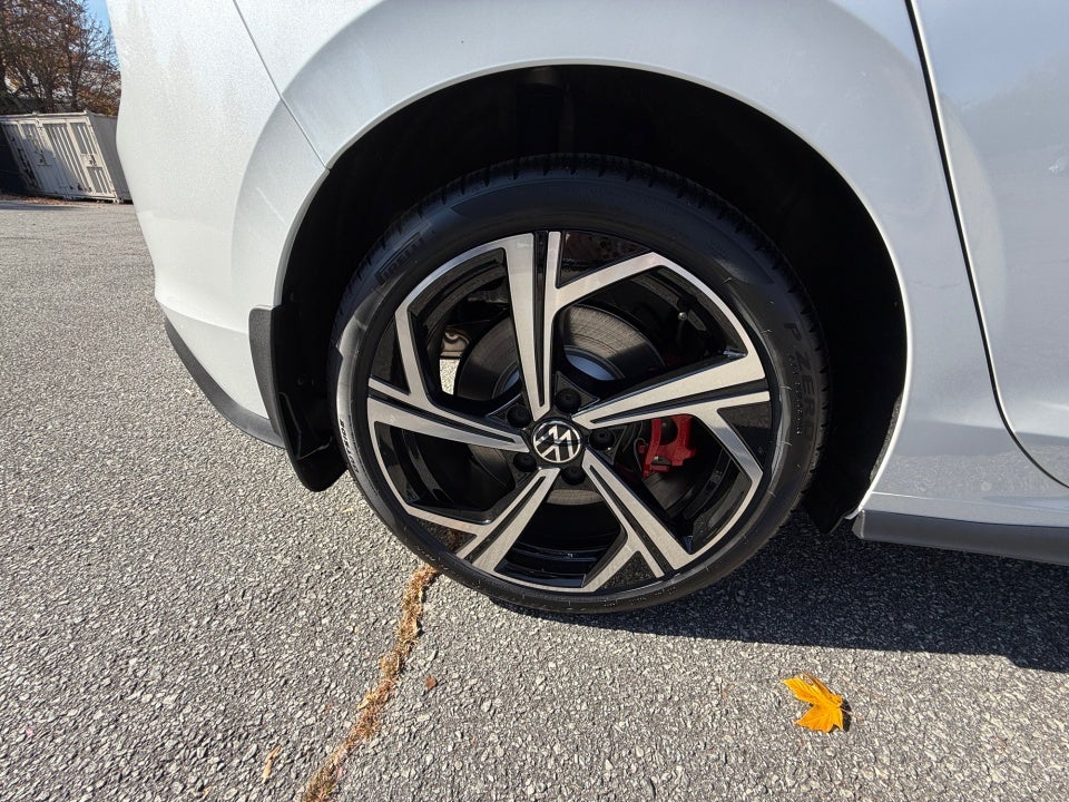 2026 Volkswagen Golf GTI SE