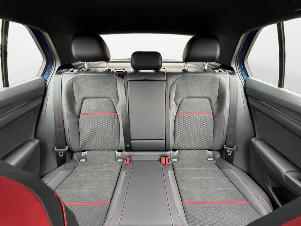 2026 Volkswagen Golf GTI SE