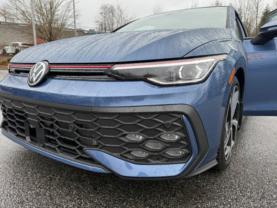 2026 Volkswagen Golf GTI SE