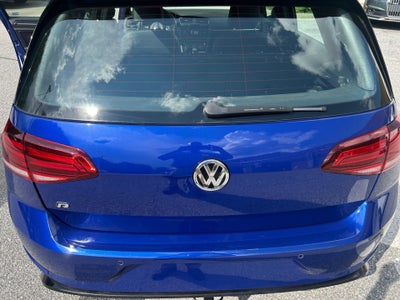 2019 Volkswagen Golf R 2.0T w/DCC & Navigation (M6)