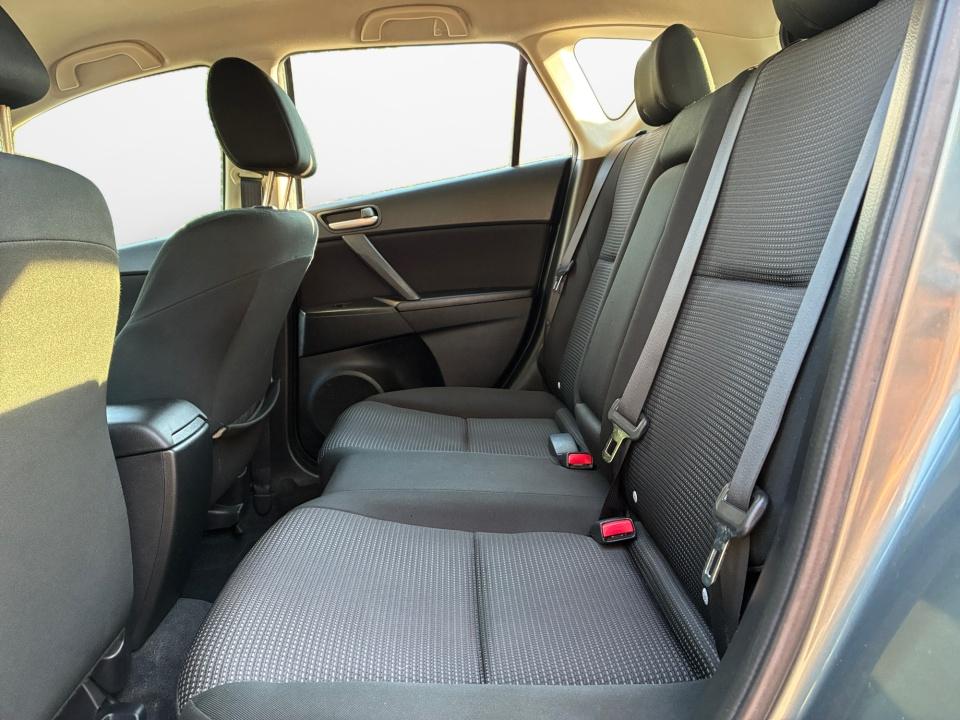 2012 Mazda Mazda3 Hatchback i Touring