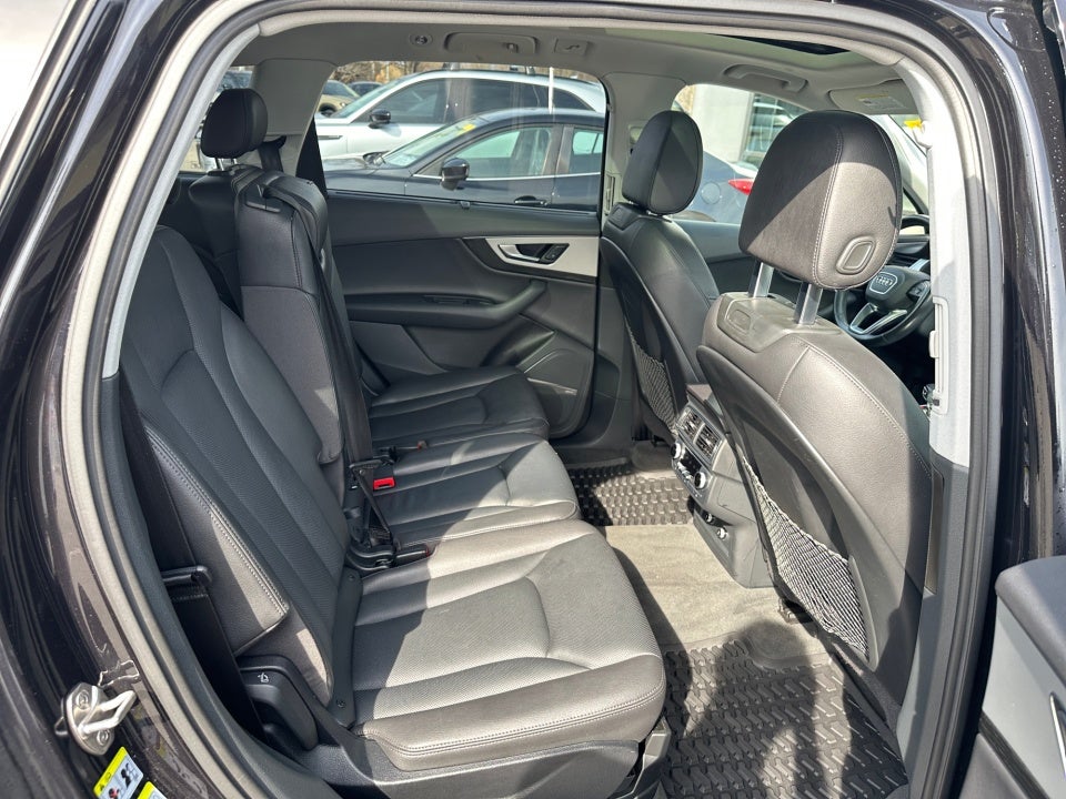 2019 Audi Q7 45 Premium