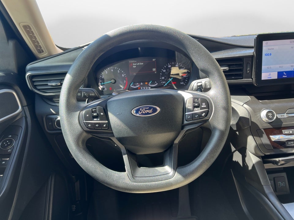 2020 Ford Explorer Base