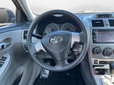 2013 Toyota COROLLA LE