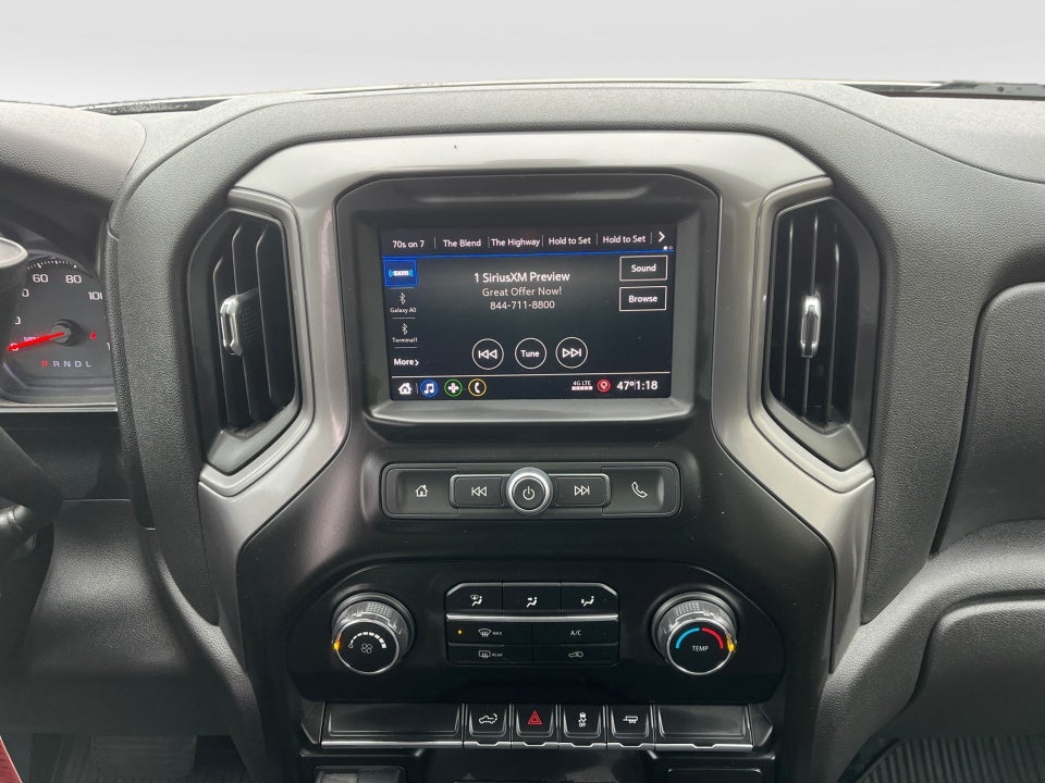 2020 Chevrolet Silverado 1500 2WD Crew Cab Short Bed Custom