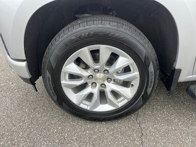 2020 Chevrolet Silverado 1500 2WD Crew Cab Short Bed Custom