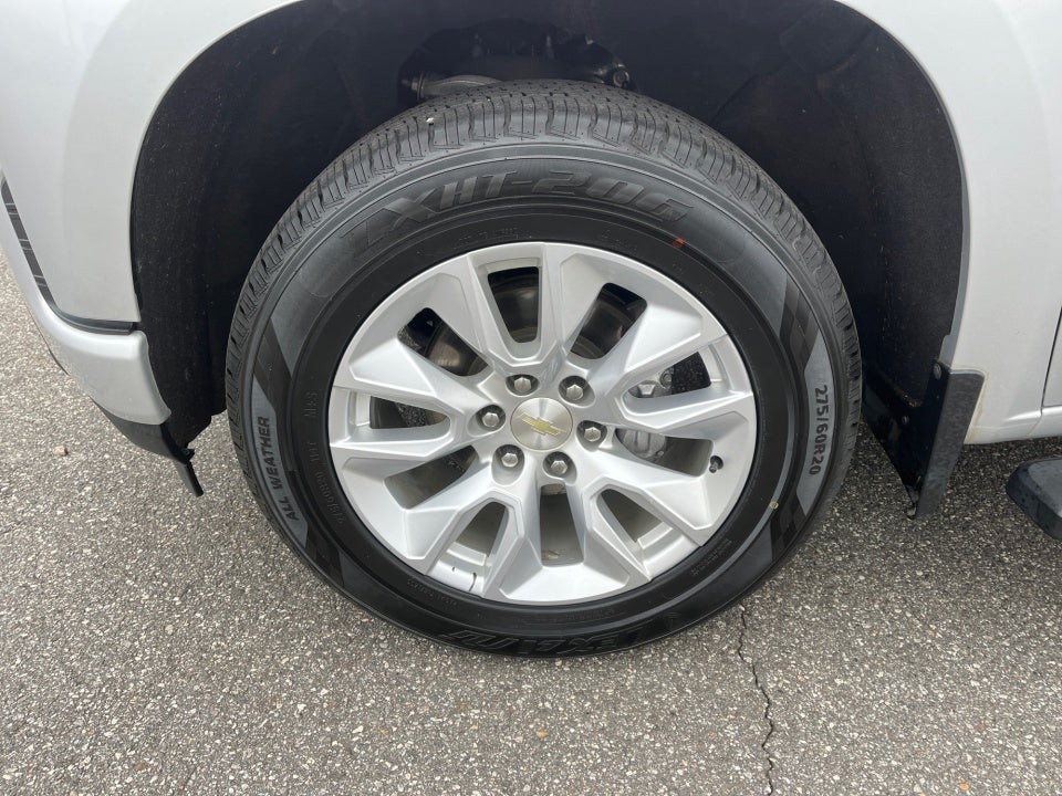 2020 Chevrolet Silverado 1500 2WD Crew Cab Short Bed Custom