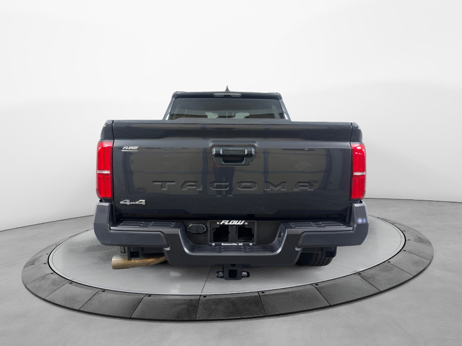 2025 Toyota TACOMA SR5 SR5