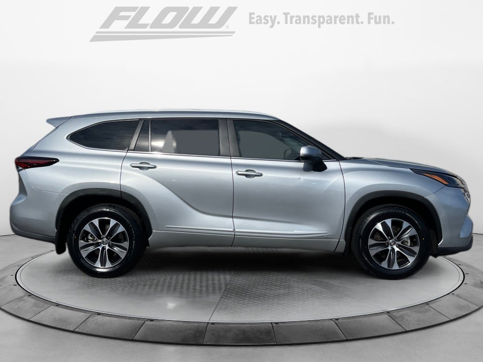 2025 Toyota HIGHLANDER HEV XLE