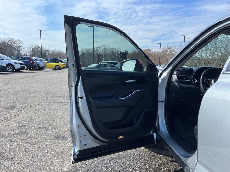 2025 Toyota HIGHLANDER HEV XLE