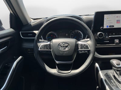 2025 Toyota Highlander Hybrid XLE