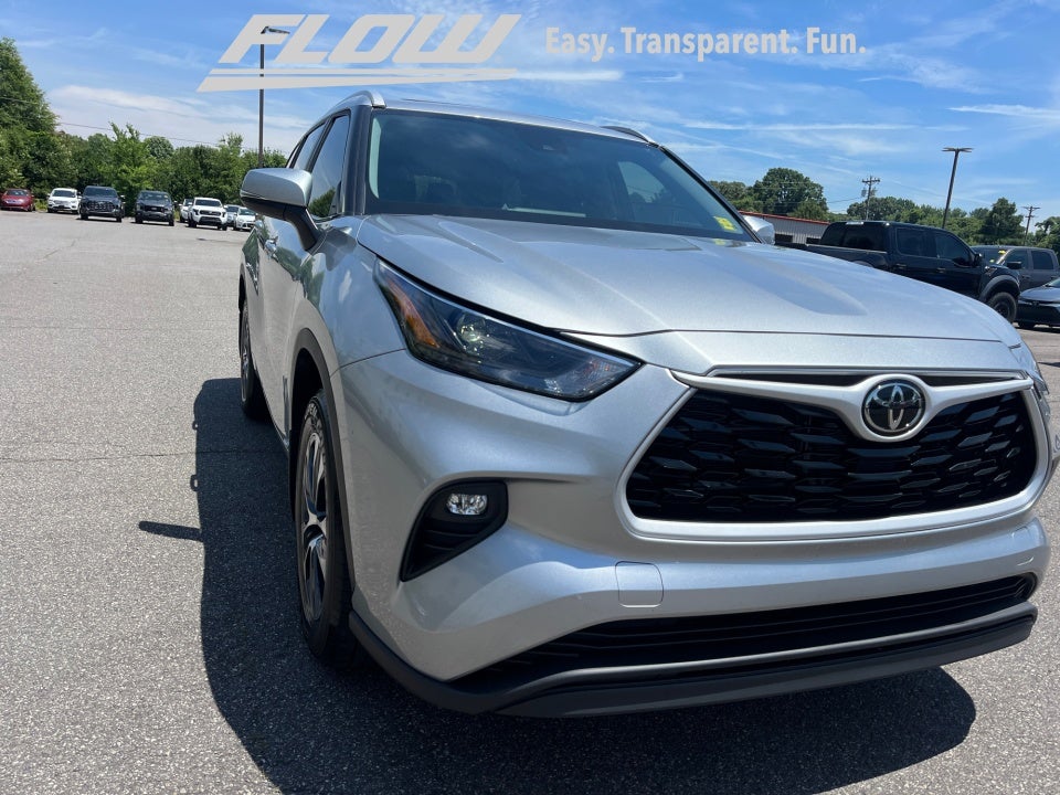 2025 Toyota Highlander Hybrid XLE