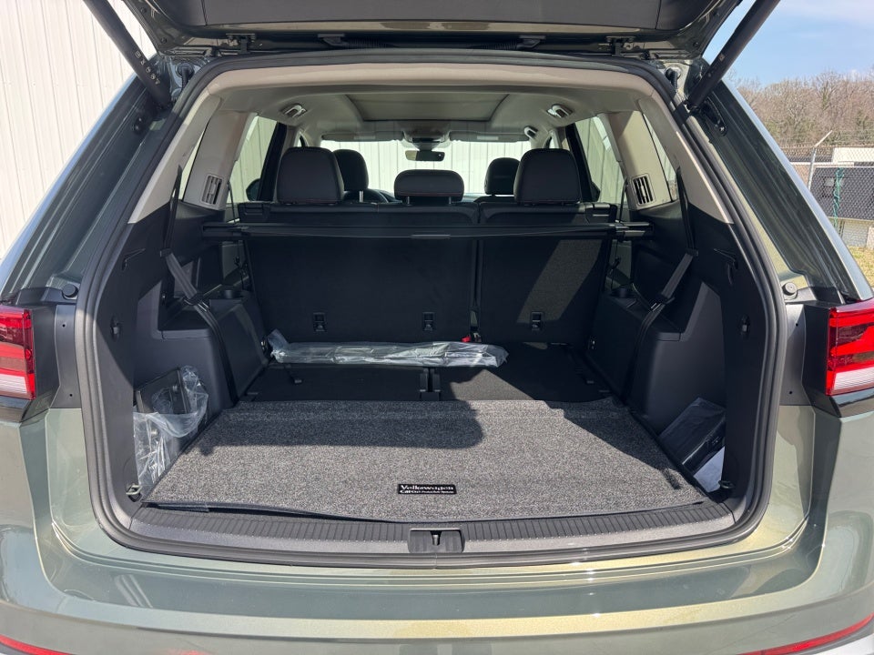 2026 Volkswagen Atlas Peak Edition