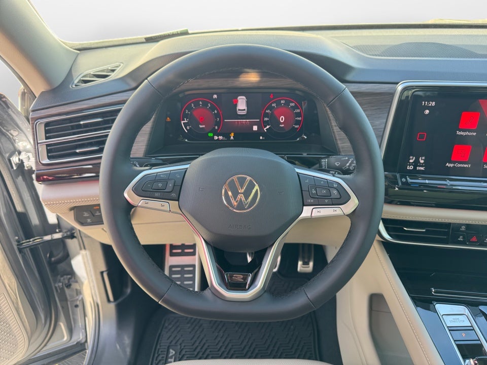 2026 Volkswagen Atlas SEL Premium R-Line