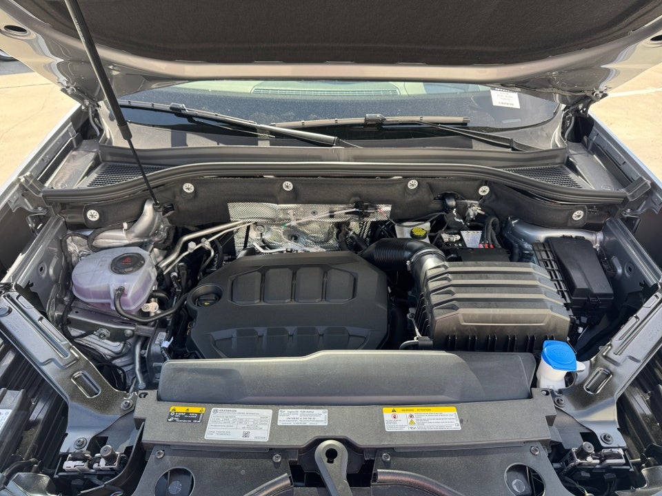 2026 Volkswagen Atlas SEL Premium R-Line