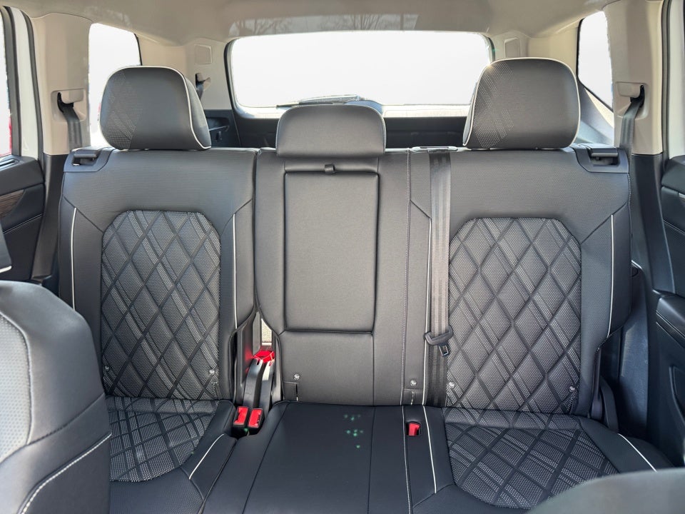 2026 Volkswagen Atlas SEL Premium R-Line