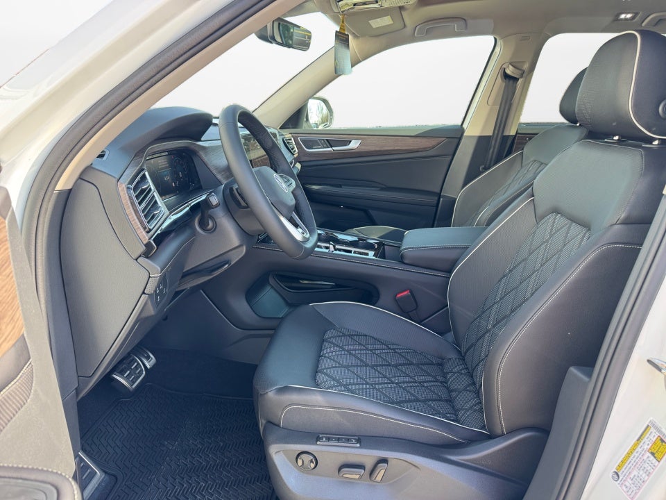 2026 Volkswagen Atlas SEL Premium R-Line