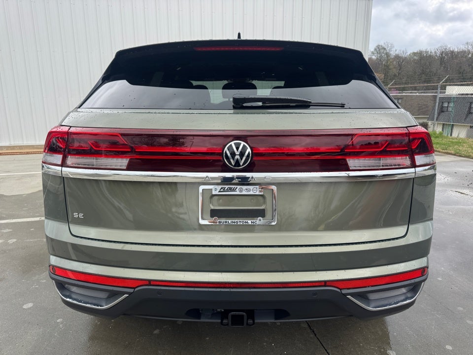 2026 Volkswagen Atlas Cross Sport SE with Technology