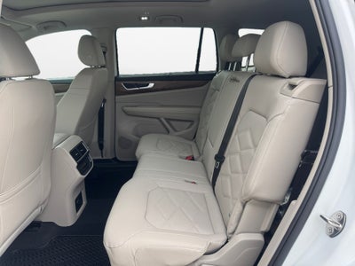 2026 Volkswagen Atlas SE with Technology