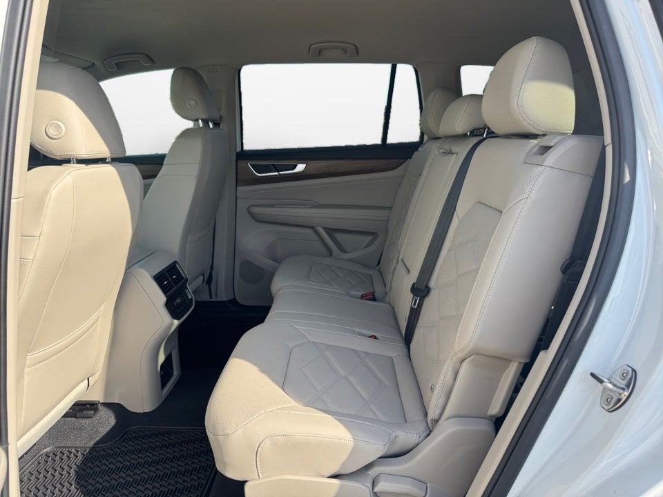 2026 Volkswagen Atlas SE