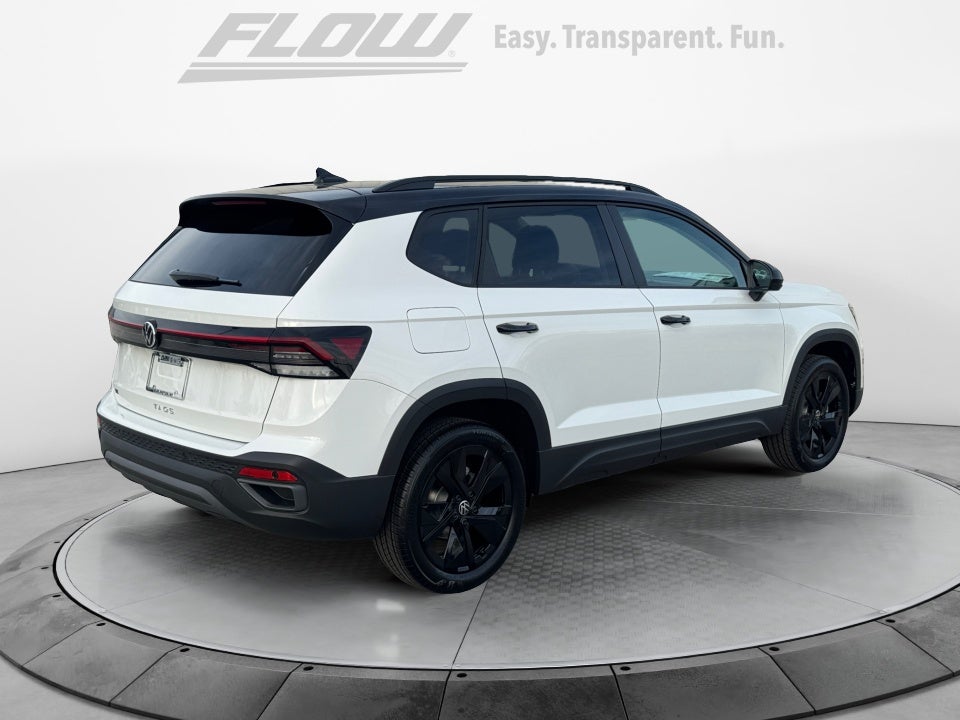 2026 Volkswagen Taos SE Black