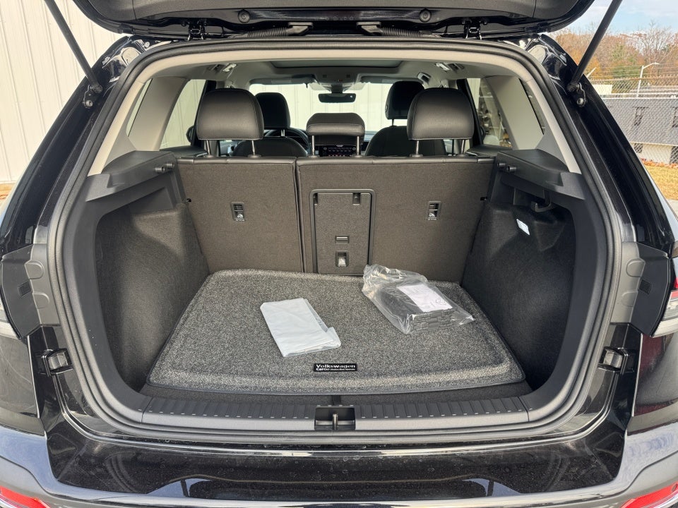 2026 Volkswagen Taos SEL