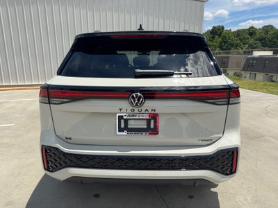 2026 Volkswagen Tiguan SE R-Line Black