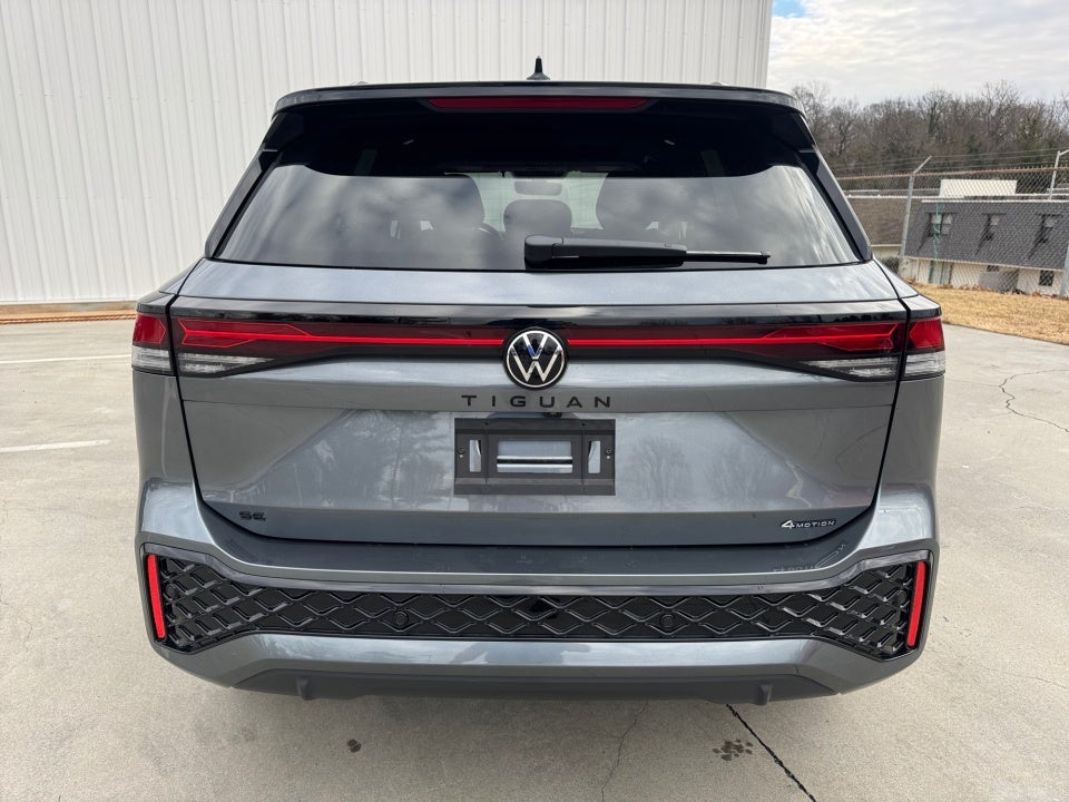 2026 Volkswagen Tiguan SE R-Line Black