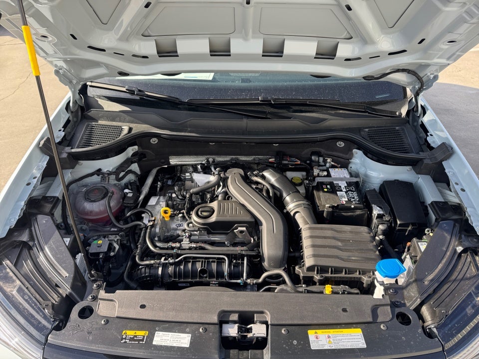 2026 Volkswagen Taos SE