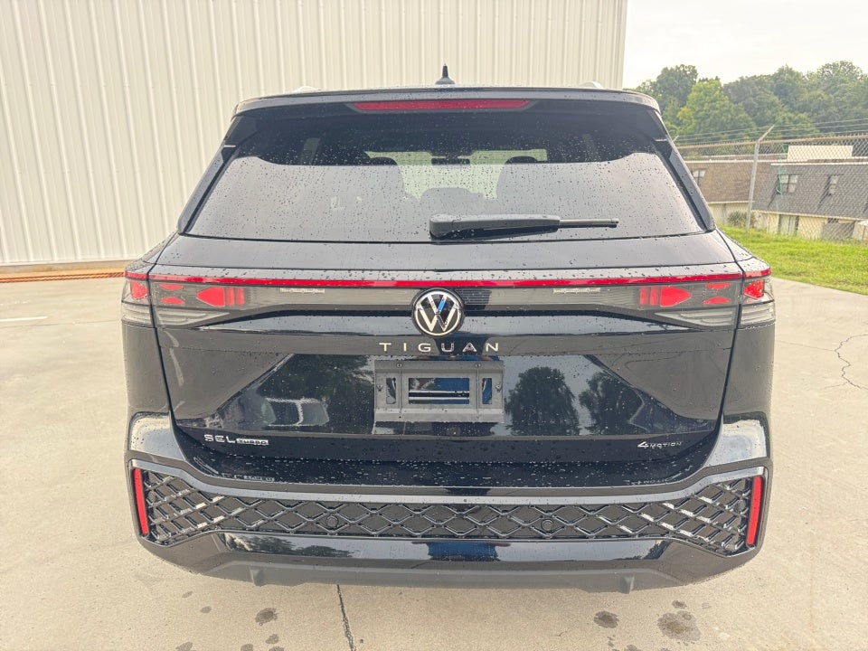 2026 Volkswagen Tiguan SEL R-Line Turbo