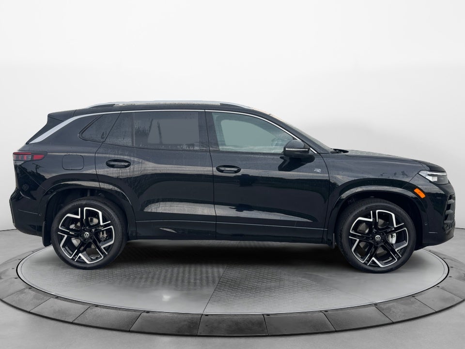 2026 Volkswagen Tiguan SEL R-Line Turbo