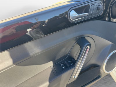 2013 Volkswagen Beetle Convertible 2.0T