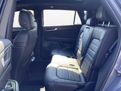 2026 Volkswagen Atlas Cross Sport 2.0T SEL R-Line Black