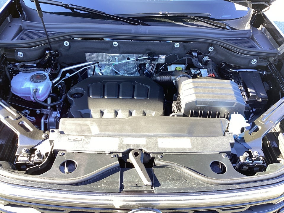 2026 Volkswagen Atlas Cross Sport SE