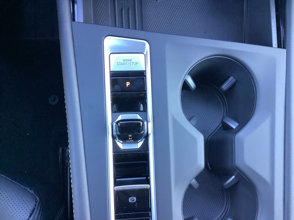 2026 Volkswagen Atlas Cross Sport SE