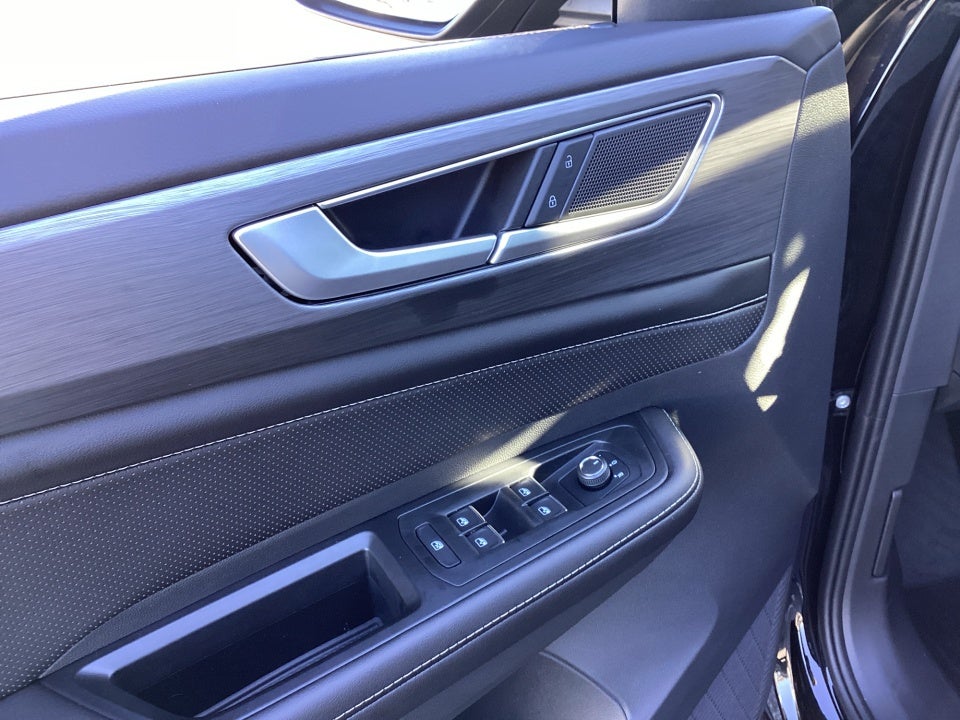 2026 Volkswagen Atlas Cross Sport SE