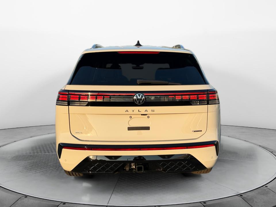 2027 Volkswagen Atlas SEL Premium R-Line
