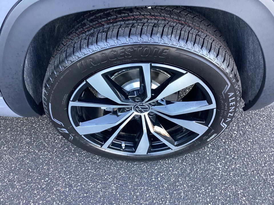 2026 Volkswagen Atlas SEL Premium R-Line